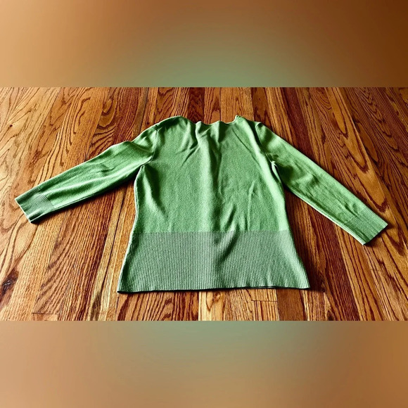 Ann Taylor LOFT - Cardigan Apple Color - Medium - with Ribbon Detail - Picture 12 of 12